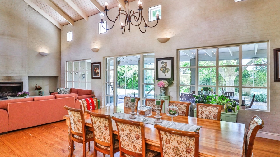 5 Bedroom Property for Sale in Constantia Western Cape